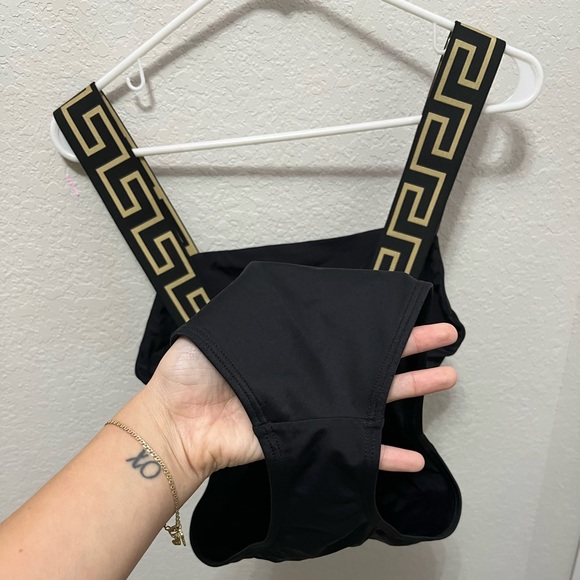 Versace GRECA BORDER ONE-PIECE SWIMSUIT - Picture 9 of 10